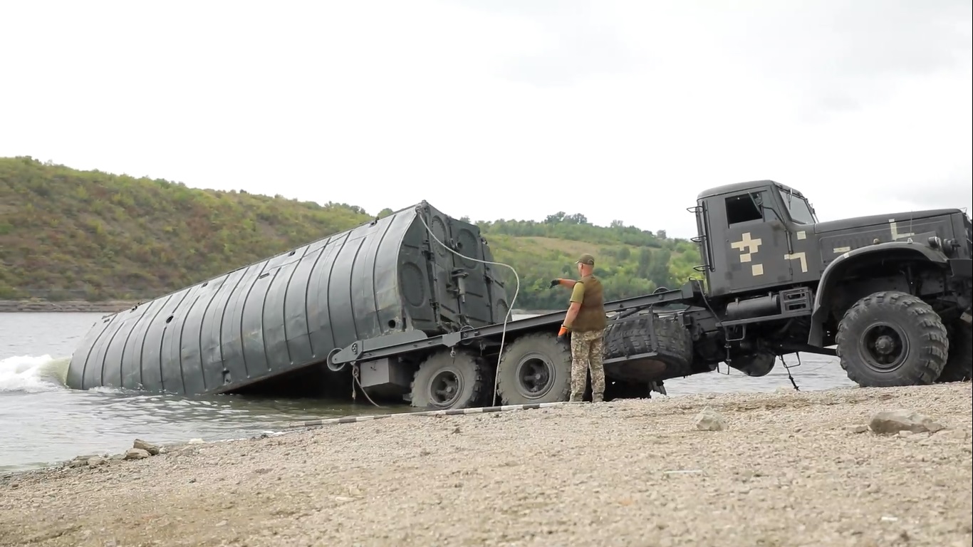 Леся Никитюк показала обучение бойцов инженерных войск. Это настоящие волшебники!